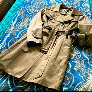 Trench coat